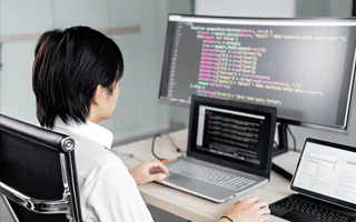 铜仁 ,php声明和调用变量的符号是什么？